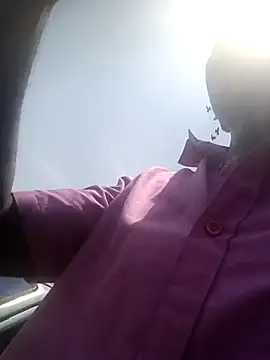 Tamilpaiyan07 online show from July 11, 2026, 6:13 am