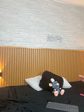 Snapshot of Electra_Joness chatting on February 5, 2026, 12:28 am Electra Joness online show from February 5, 2026, 12:28 am