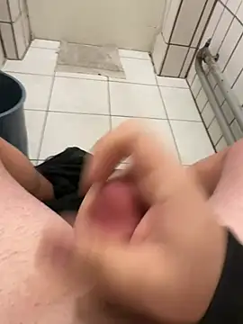 RimmingPussy24 online show from April 2, 2026, 8:32 am