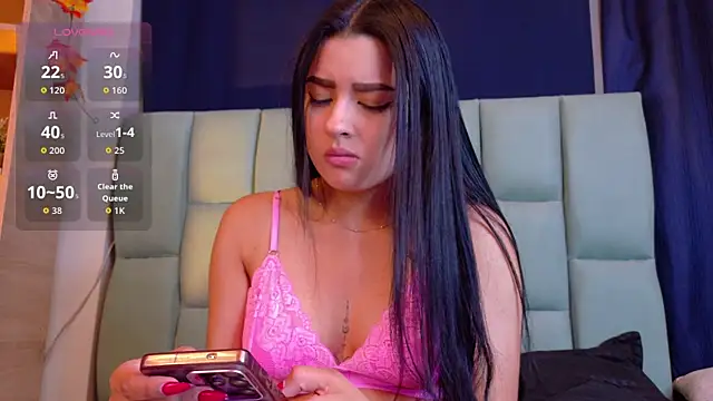 Emilyy05  online show from July 11, 2026, 1:17 am