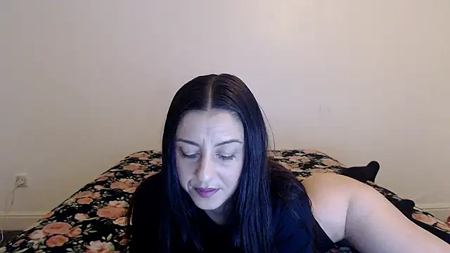 Snapshot of Stella_John chatting on February 19, 2026, 6:32 am Stella John online show from February 19, 2026, 6:32 am