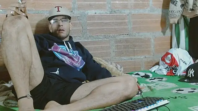 Snapshot of Alphamaster_92 chatting on February 25, 2026, 1:28 am Alphamaster 92 online show from February 25, 2026, 1:28 am