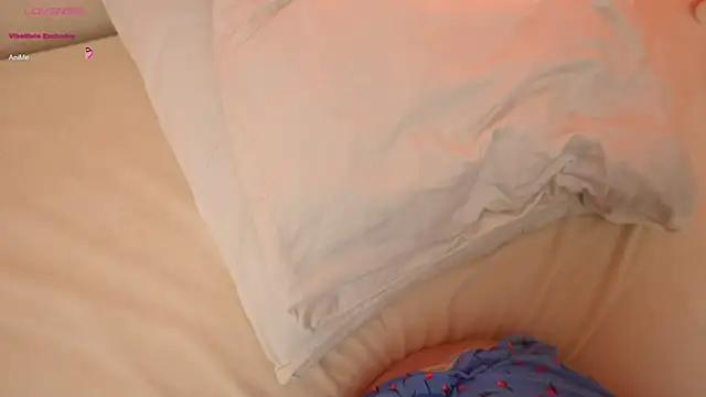 HappyLisa online show from January 13, 2026, 5:17 pm