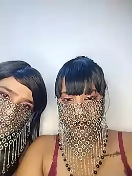 Snapshot of addictive_me chatting on April 3, 2026, 1:39 pm addictive me online show from April 3, 2026, 1:39 pm