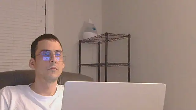 SissyJosh online show from May 27, 2026, 1:37 am