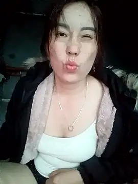 Snapshot of boiboi001 chatting on February 2, 2026, 9:19 am boiboi001 online show from February 2, 2026, 9:19 am