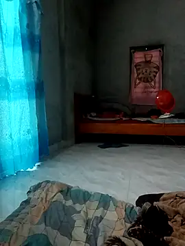 Snapshot of boiboi001 chatting on February 3, 2026, 8:41 am boiboi001 online show from February 3, 2026, 8:41 am