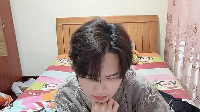 junnan001 online show from February 6, 2026, 2:24 pm