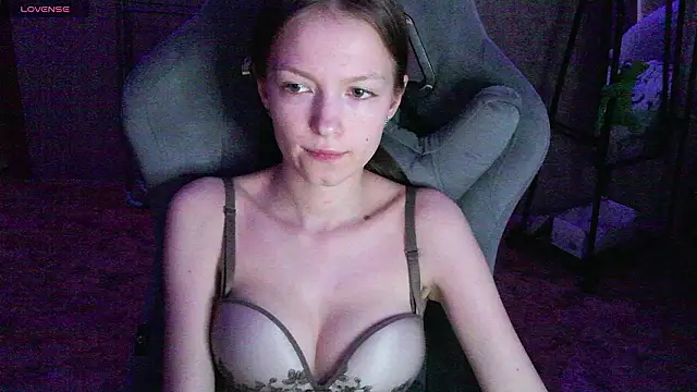 Yzi online show from March 6, 2026, 9:48 am