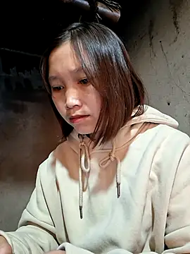 bimbim-cute online show from December 22, 2025, 2:01 am