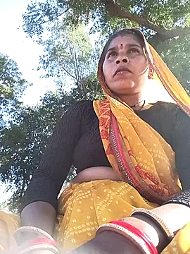 Snapshot of Rakhi_cut chatting on January 16, 2026, 9:35 am Rakhi cut online show from January 16, 2026, 9:35 am