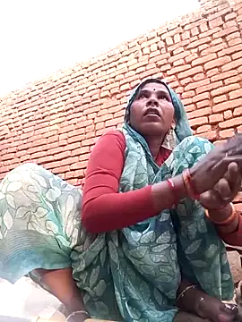 Snapshot of Rakhi_cut chatting on May 26, 2026, 1:04 am Rakhi cut online show from May 26, 2026, 1:04 am