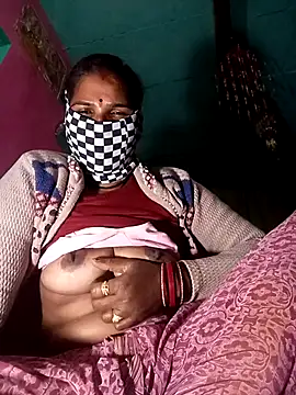 Snapshot of Rakhi_cut chatting on February 13, 2026, 3:12 pm Rakhi cut online show from February 13, 2026, 3:12 pm