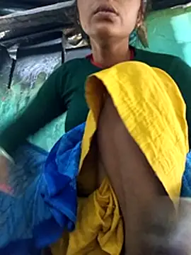 Snapshot of Madhu_cute chatting on February 22, 2026, 3:53 am Madhu cute online show from February 22, 2026, 3:53 am