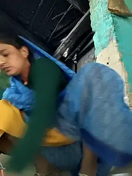 Snapshot of Madhu_cute chatting on February 18, 2026, 2:20 am Madhu cute online show from February 18, 2026, 2:20 am