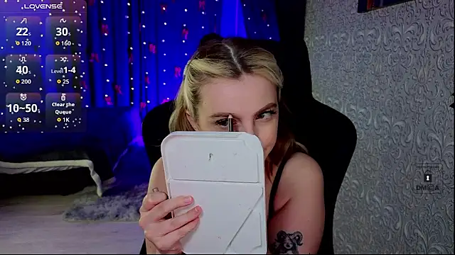 Eva Vibe  online show from February 21, 2026, 5:37 pm