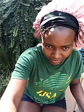 ShyNaughtyBabe online show from April 6, 2026, 11:33 am