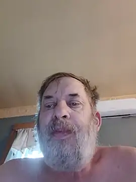 FragrantToe529 online show from May 12, 2026, 2:01 pm