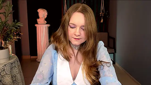 auroranelson online show from February 9, 2026, 3:54 pm