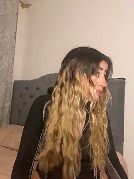 Snapshot of cute_emmma chatting on February 22, 2026, 10:50 am cute emmma online show from February 22, 2026, 10:50 am