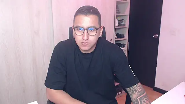 DanteVesper online show from April 8, 2026, 1:40 am