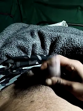 Snapshot of Hot2602 chatting on February 19, 2026, 5:21 pm Hot2602 online show from February 19, 2026, 5:21 pm