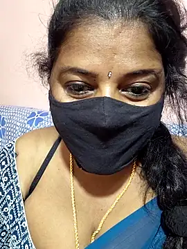 Snapshot of siri_tamiltelugu chatting on February 3, 2026, 12:32 am siri tamiltelugu online show from February 3, 2026, 12:32 am