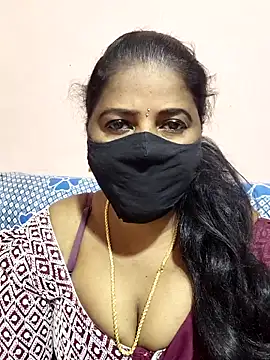 Snapshot of siri_tamiltelugu chatting on February 17, 2026, 1:14 am siri tamiltelugu online show from February 17, 2026, 1:14 am