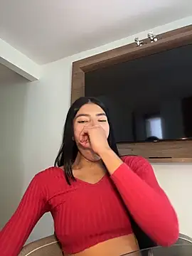 Snapshot of Ema_Rose_ chatting on May 27, 2026, 6:48 pm Ema Rose online show from May 27, 2026, 6:48 pm