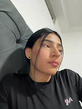 Ema Rose  online show from February 20, 2026, 12:18 am