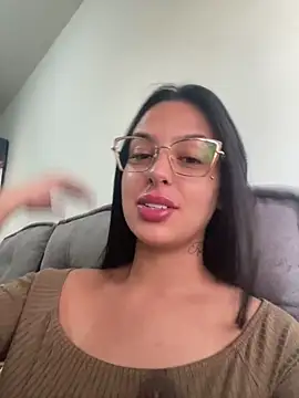 jujuarantes  2026 online show from February 23, 2026, 11:55 am