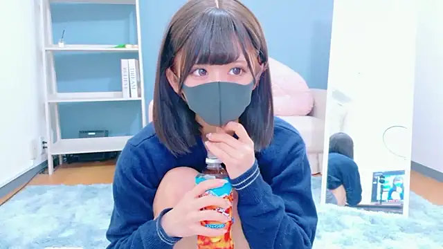 Snapshot of Kiki-jpn chatting on February 1, 2026, 9:18 am Kiki-jpn online show from February 1, 2026, 9:18 am