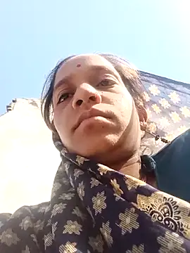 Karishma singh online show from April 6, 2026, 2:07 am