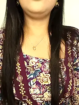 Snapshot of Deshi_bhabhi143 chatting on April 14, 2026, 7:13 am Deshi bhabhi143 online show from April 14, 2026, 7:13 am