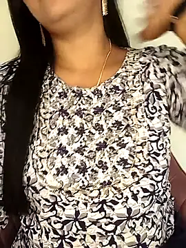 Snapshot of Deshi_bhabhi143 chatting on April 5, 2026, 6:20 am Deshi bhabhi143 online show from April 5, 2026, 6:20 am