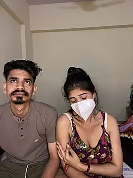 Snapshot of Jennifferrose chatting on January 13, 2026, 5:17 pm Jennifferrose online show from January 13, 2026, 5:17 pm