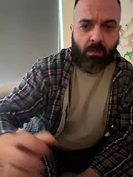 DamonSalvatore2 online show from January 13, 2026, 11:47 am