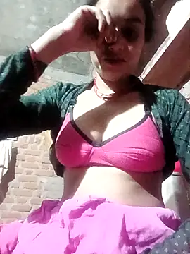 Fency Love143 online show from February 19, 2026, 1:02 am