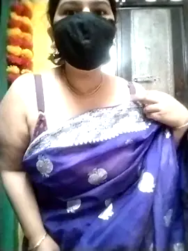 Hot-Angale online show from March 17, 2026, 6:16 am