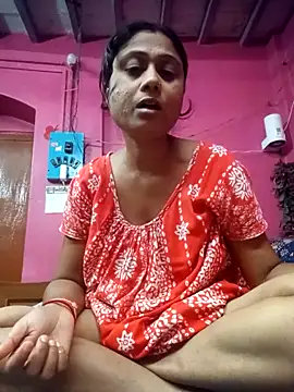 Hooghlypinkivabi online show from May 2, 2026, 2:33 pm
