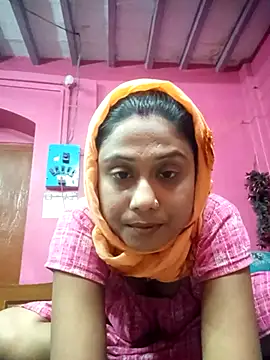 Hooghlypinkivabi online show from February 6, 2026, 12:45 pm