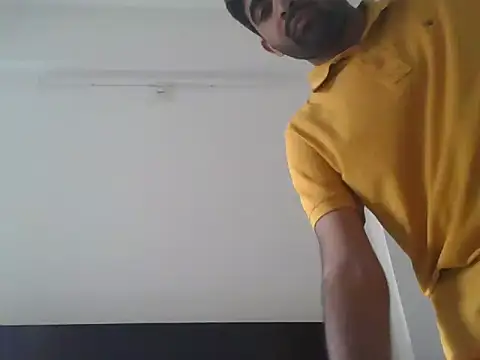 rajj3599 online show from April 8, 2026, 8:49 am