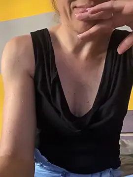 SexyMamiVee online show from May 31, 2026, 2:45 pm