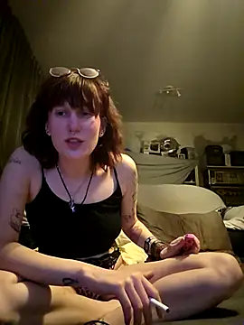 Snapshot of MisterandNiffyNoon chatting on December 22, 2025, 10:10 pm MisterandNiffyNoon online show from December 22, 2025, 10:10 pm