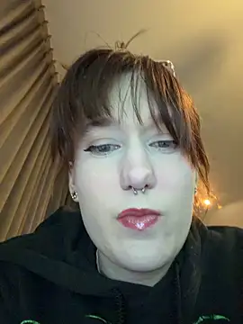 Snapshot of MisterandNiffyNoon chatting on February 10, 2026, 8:52 pm MisterandNiffyNoon online show from February 10, 2026, 8:52 pm