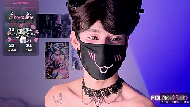Kitsuneplay  online show from June 27, 2026, 5:35 am
