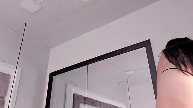 ElenaWatsonn online show from February 7, 2026, 8:28 pm