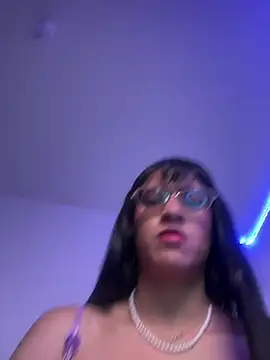 ValentinaEvanz online show from July 26, 2026, 1:51 pm