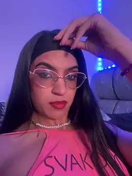 ValentinaEvanz online show from July 19, 2026, 5:10 pm