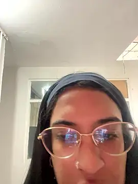 Snapshot of ValentinaEvanz chatting on January 13, 2026, 2:54 pm ValentinaEvanz online show from January 13, 2026, 2:54 pm